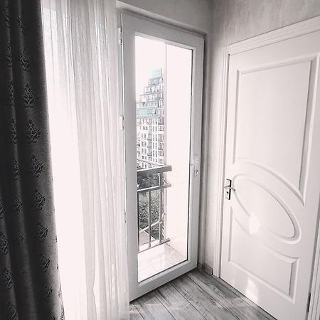 Penthouse Apartment In Батуми Экстерьер фото